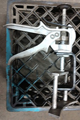 dual piston caliper press